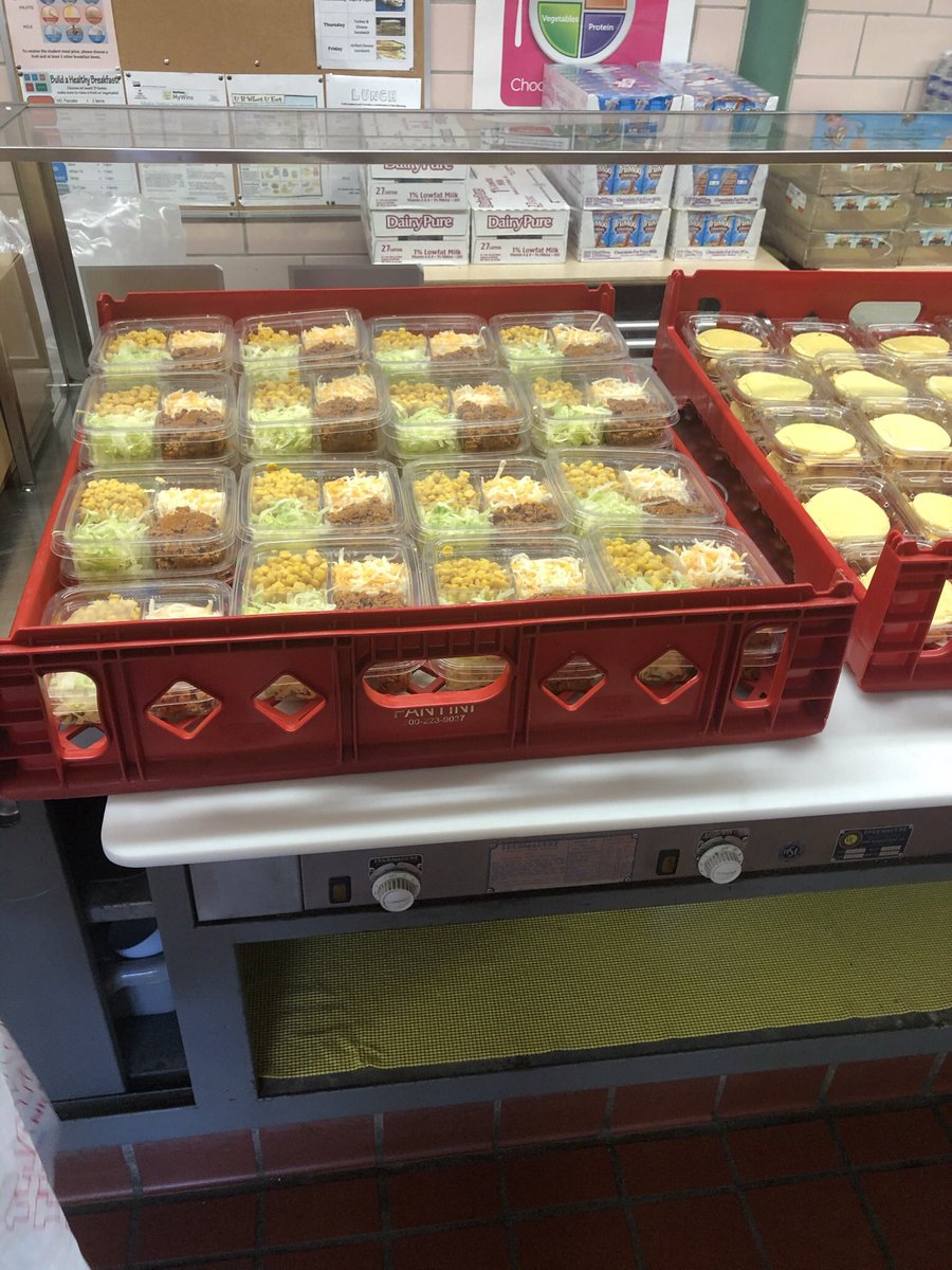 CES staff looking good