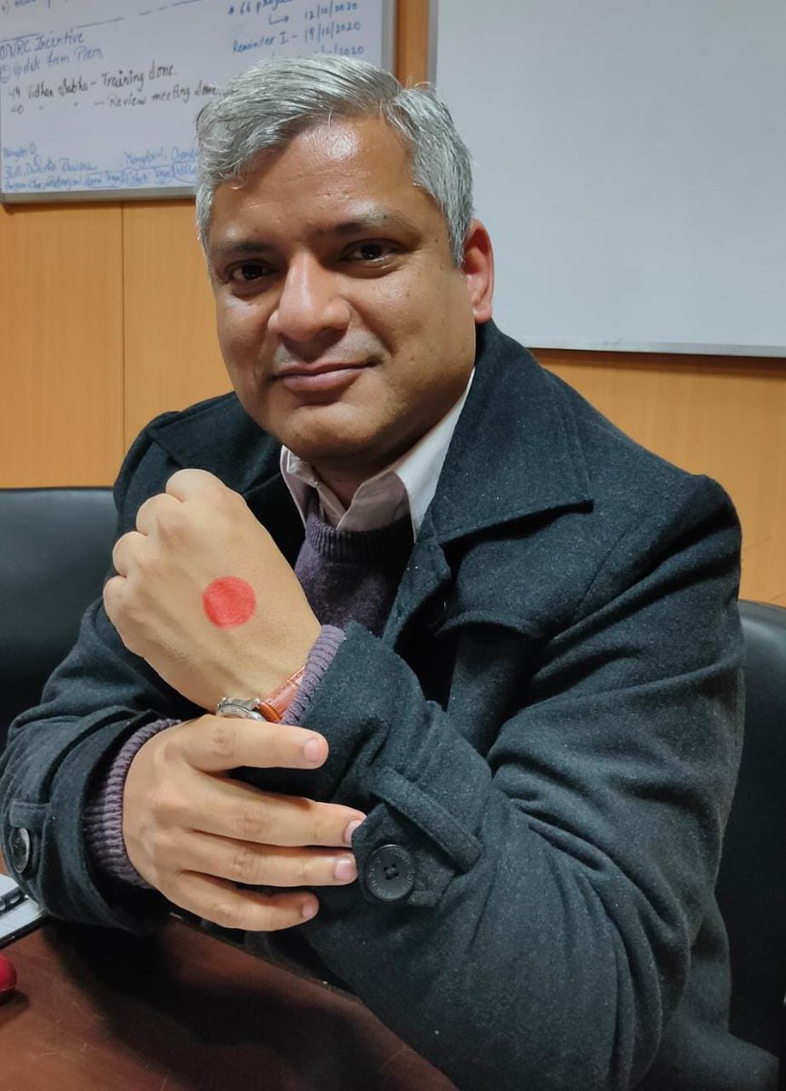 munishkindian's tweet photo. Menstrual cycle and periods 🩸 are the reason this human kind exist.  The source of humanity is purest and Pius. Let’s talk about Period.  #AbPataChalneDo   And it is nature. Period.  🥰 https://t.co/Zar7E0SbT6