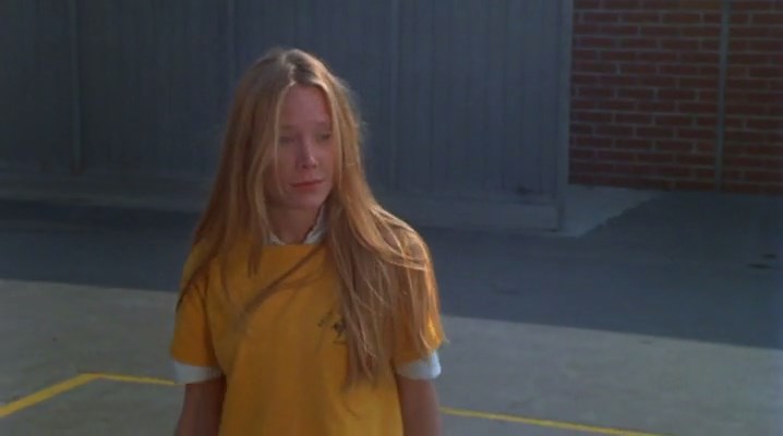 LosMangoShow's tweet photo. La Original Carrie, antes bañada en sangre, de menstruación o de cerdo, que humillada.

https://t.co/c7vbCD2i2C

#SeptimoDesnudo #MovieTime #desnudos #carrie #1976 https://t.co/iiI7trD3Hl