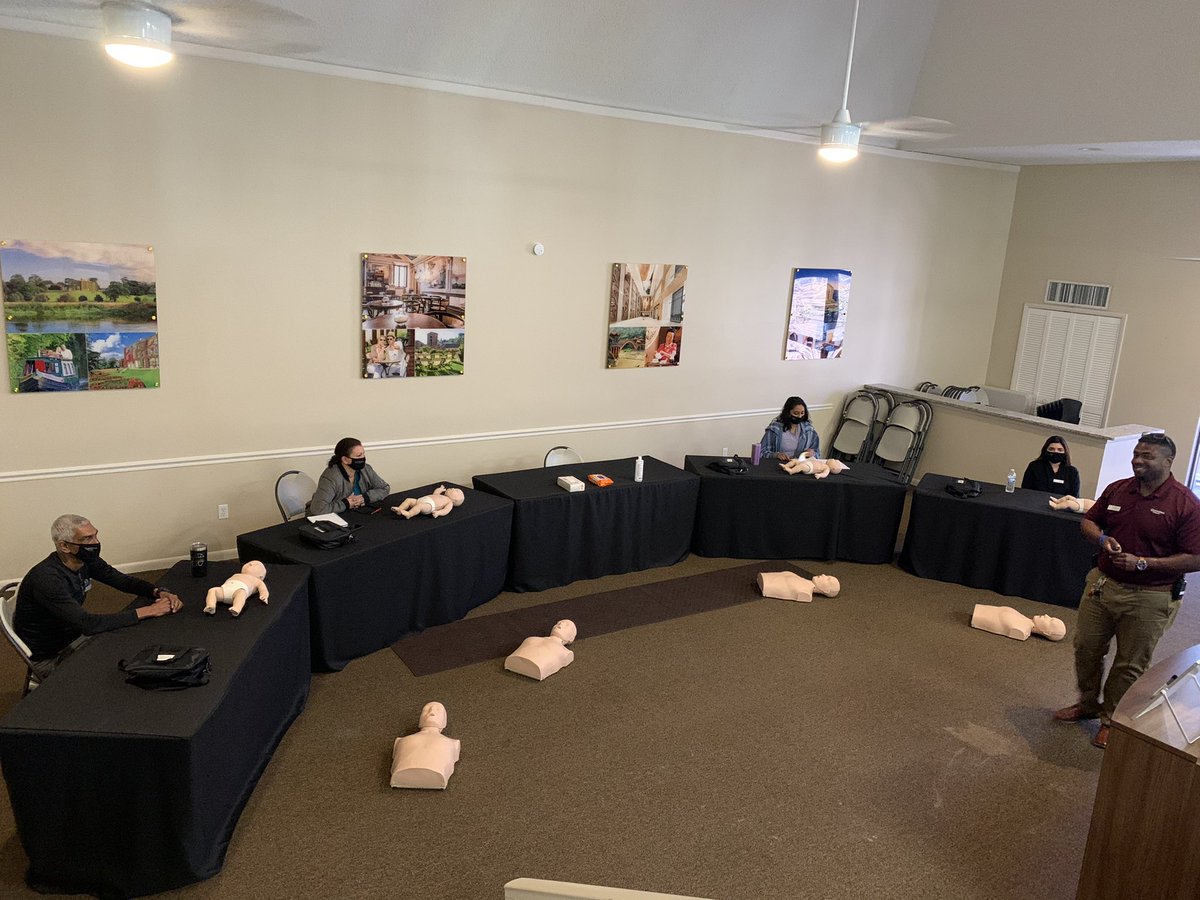 SarahWolstenho2's tweet photo. CPR Class this morning for the Parkway team thank you to Michael our security manager for helping us to always be prepared #diamondresorts #lifeatdiamond #diamondcareers https://t.co/Povffz6aEW