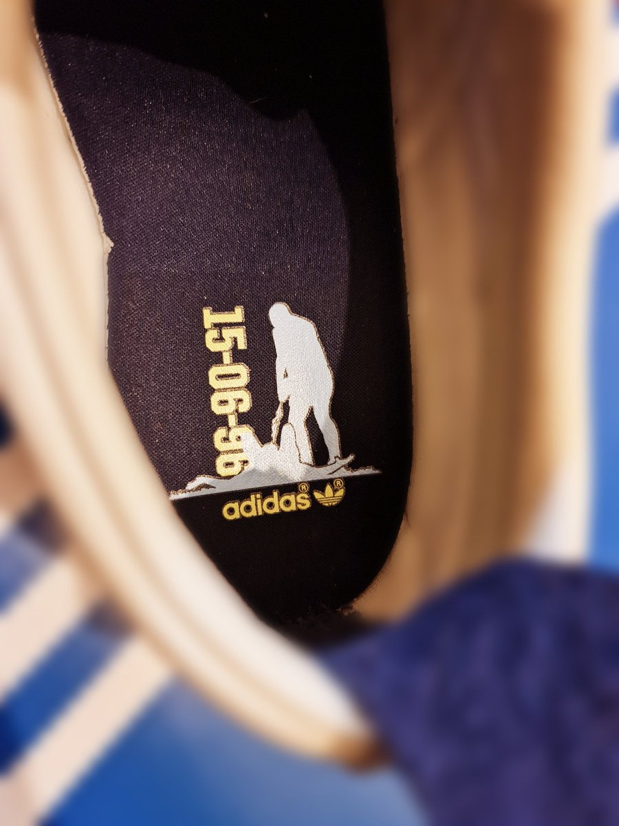 Vintage Gazza Gazelle Dentist Chair. Been after these for awhile a simple but lovely trainer 👊👟🔥
.
.
.
#adidas #gazelle #gazza #dentistchair