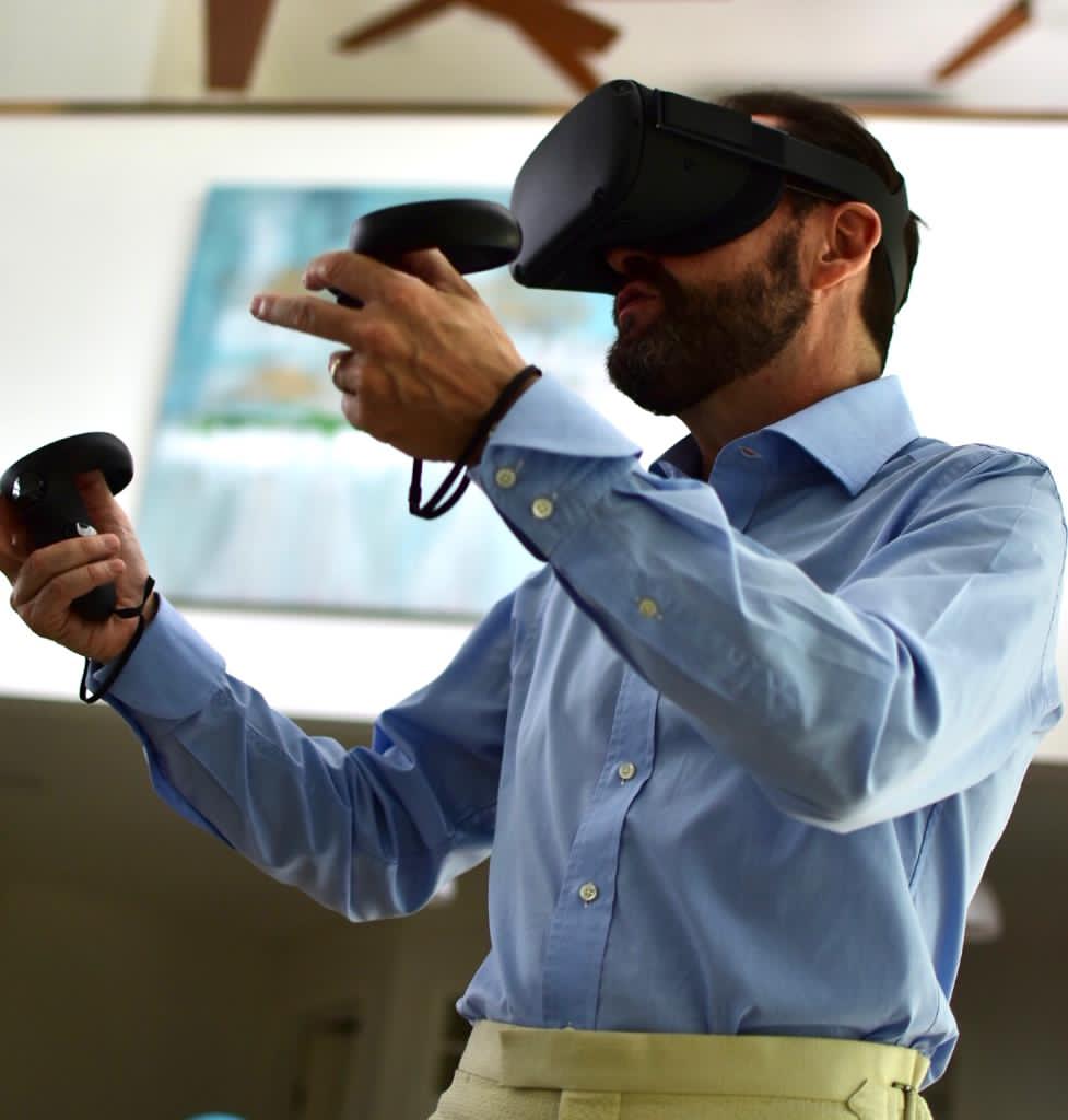 After conducting the world's first ever innovation masterclass in Virtual Reality last October, demand has been spectacular. Bookings through 2021 confirm that VR is here to stay. Hail the tech trends that are fuelling the future! #innovation #publicspeaking #keynote #VR
