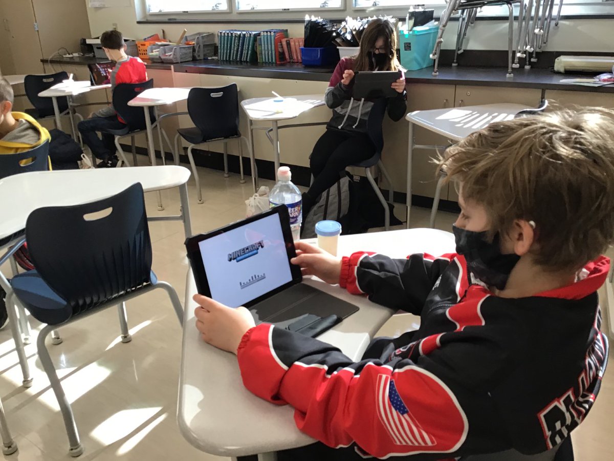 MrsMiller34's tweet photo. Check out the Farm Show STEM fun for the Coyotes today! Creating Chinese and Egyptian farms on Minecraft is one of the three STEM activities. Thanks to the Whitaker Center for supplying some of the materials and activities.
@6thCoyotes @RackleyNate @MrWPopejoy https://t.co/ys8GwiMXYw