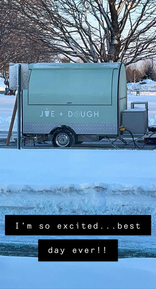 amandacohn9's tweet photo. Is there anything better than unlimited donuts and coffee to end the week?! Not that I can think of! Thanks @VV_Voyagers we see how hard you’re working and appreciate you. #givemeallthedonuts @joendoughco https://t.co/ofoVi8NkDd