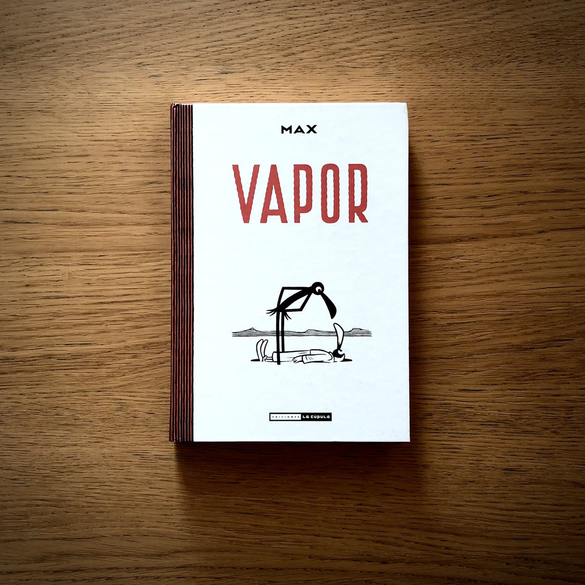 _davidtr_'s tweet photo. 036. VAPOR. Max. Ediciones La Cúpula. 2012. @LaCupulaComic #Max #FrancescCapdevila #LaCupula #EdicionesLaCupula #comics #comicbook #fanzines #ilustracion #illustration #5Febrero #Year2021 #davidtr https://t.co/XjRYnhBLJC