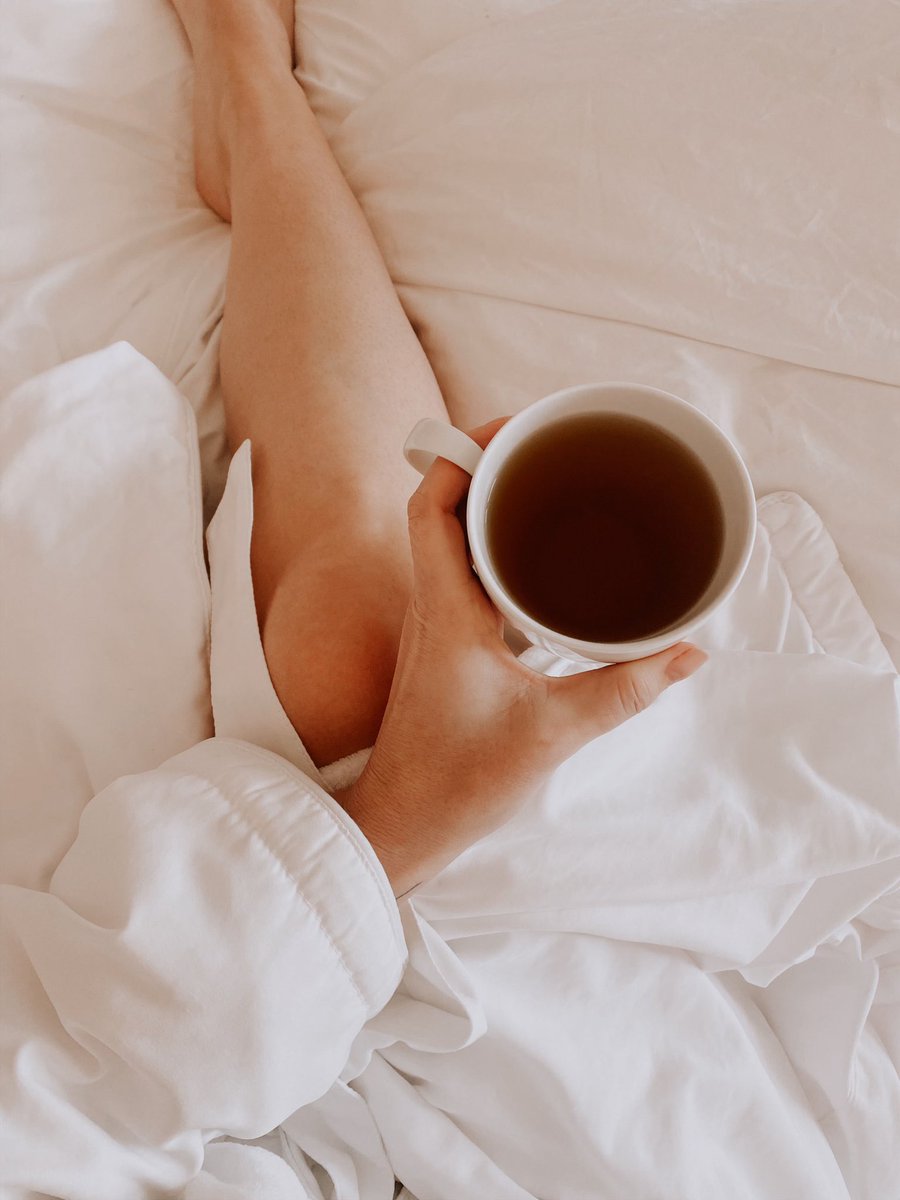 It is so important to take time to slow alllll the way down and come back to yourself. Resting does not mean you are quitting it means you are restoring yourself, integrating, finding lost parts of you, understanding your why and gathering strength for the next part of your