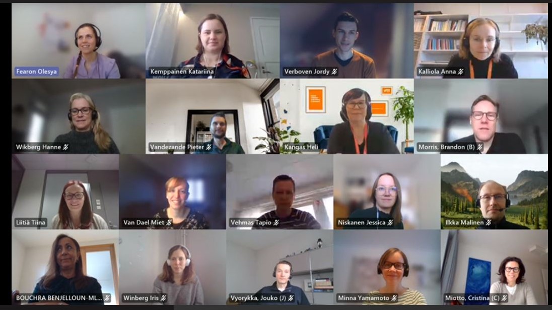 ligniox_eu's tweet photo. We were very happy to see each other in the 8th #LigniOx consortium meeting! Project members shared great results, thoughts and plans.  #lignin #vttbeyondtheobvious #sustanability #H2020  #BBI  #CircularEconomy https://t.co/aMQakvUeEt