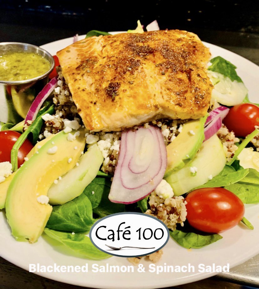 Cafe_100's tweet photo. FRIDAY SPECIALS

•Beef Chili
•Mushroom &amp; Mozzarella Quiche
•Tuna Melt
•Blackened Salmon &amp; Spinach Salad

Come see us and #dinein or call 704-274-5932 for #takeout!

#breakfast #brunch #lunch #dessert #drinks https://t.co/pqZNL2opI7