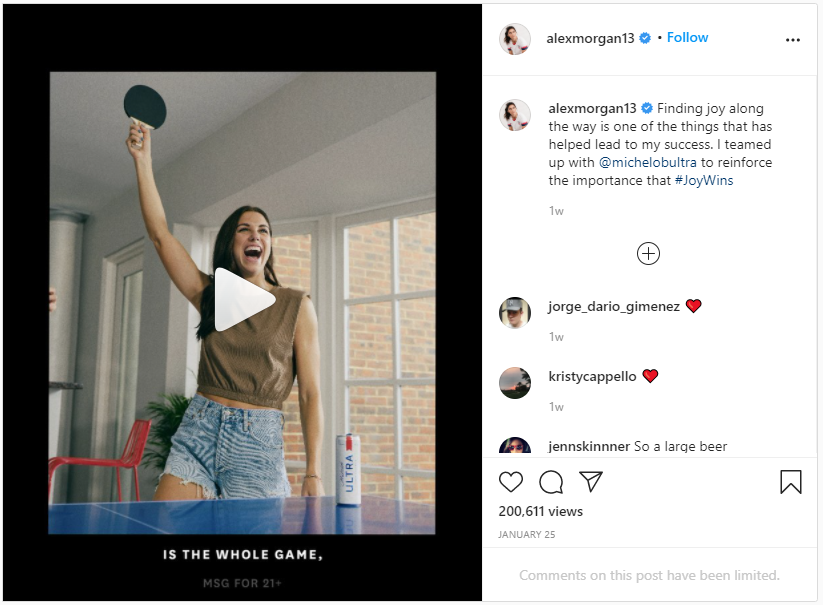 For brewers, it’s interesting to see how they’re promoting their seltzers vs. their beers. @MichelobULTRA released their beer ad first w/ athlete endorsers & are building up to the seltzer ad.  @budlight did the same but reverse the product.(5/6)