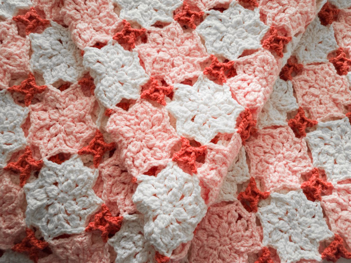 Pinwheel afghan crochet pattern,  pinwheel blanket crochet pattern, crochet aghan pattern, bed cover crochet pattern, home decor crochet etsy.me/2YNq3iL via <a href="/Etsy/">Etsy</a> #crochet #crochetblanket