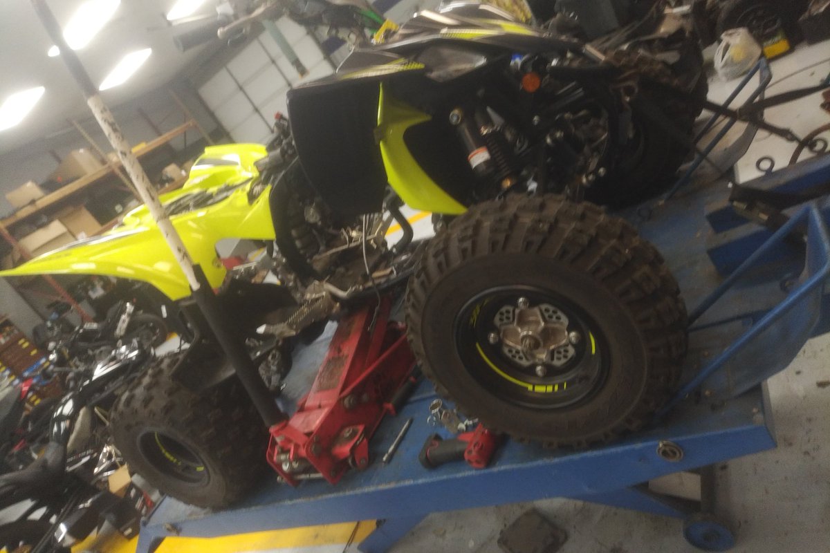 GuardianAdrian's tweet image. Gotta love Fridays.... #EngineTeardown