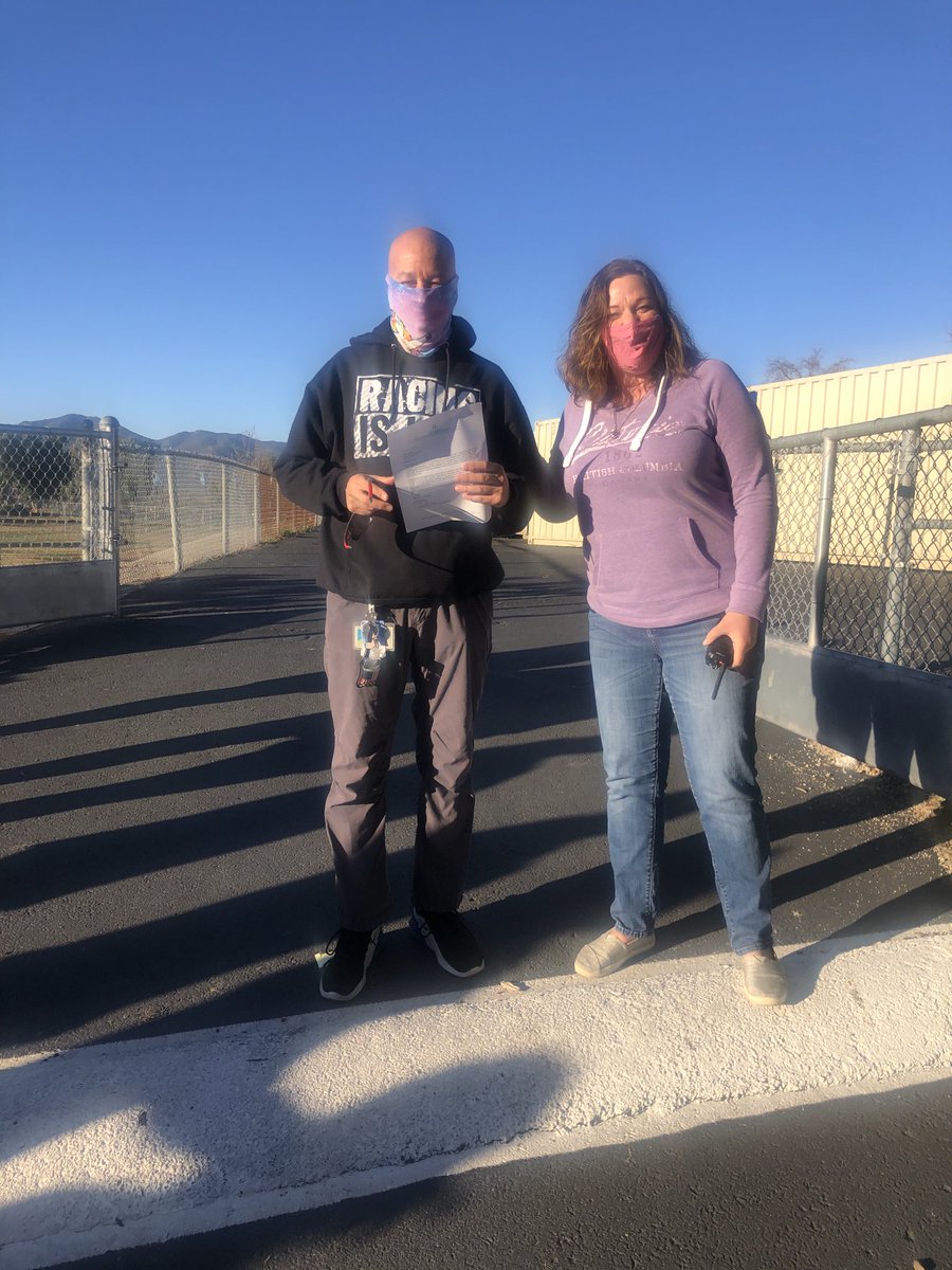 Congratulations to David Selbe for your CAC Award! Thank you for your hard work and dedication in supporting our students!  ⁦<a href="/SSDKristin/">Kristin Baranski, Ed.D</a>⁩ ⁦<a href="/SSDCHILLS/">Carlton Hills School</a>⁩ ⁦<a href="/drsmpierce/">Dr. Stephanie Pierce</a>⁩ ⁦<a href="/SSDMimi/">Mimi McGinty</a>⁩