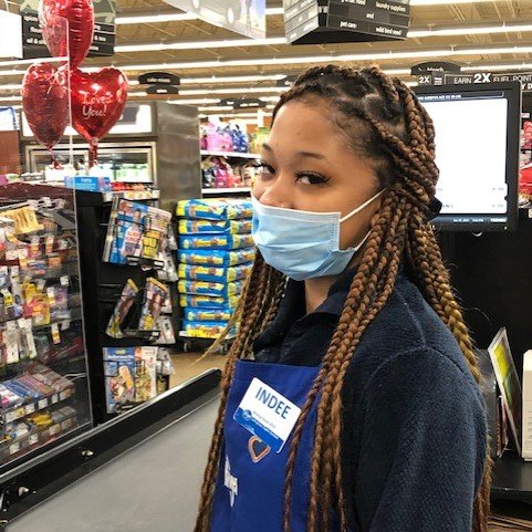 WorkChs's tweet photo. It's been a busy week for WBL students, Indee Hill and Andrew Guttowsky! Both CTE students are planning careers in Business Management &amp; Marketing and are learning what it's all about at our local Kroger. @CHSLionNation @MCPSCTE #WBLinTN https://t.co/xFhhfetzfr