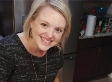 TodaysDietitian's tweet photo. This month, “Get to Know” @KeliHawthorne, a dedicated neonatal researcher who shares her passion and knowledge worldwide, and farmer extraordinaire! https://t.co/1ayokunfFM https://t.co/QTE1mCKS5f