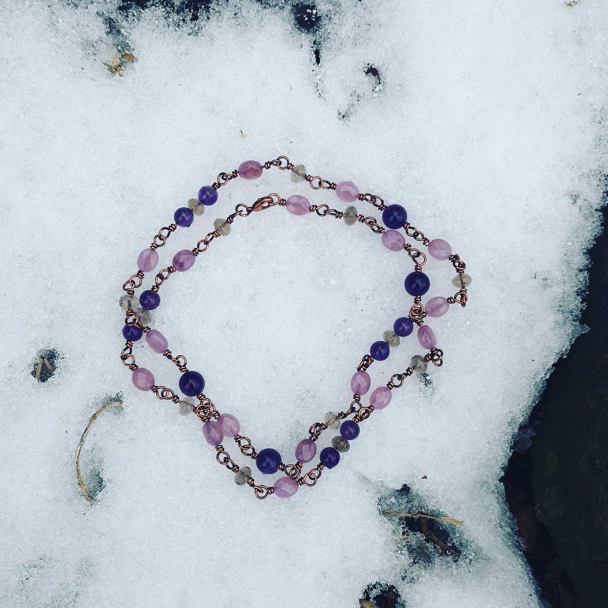 Winter is the season for #amethyst and accessing our creative gifts, dreams or destiny.
#crystalhealing #smokyquartz #jade