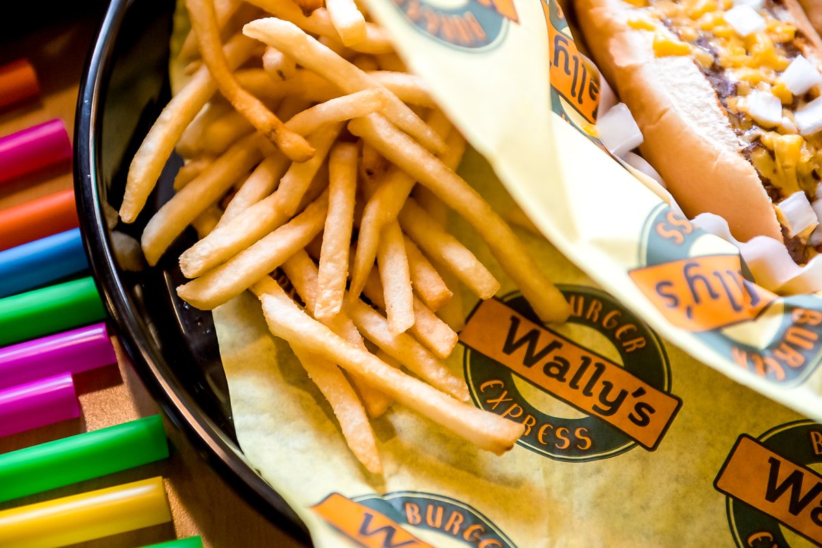 An unstoppable American duo - hot dogs and fries! ❤️ 🤍 💙