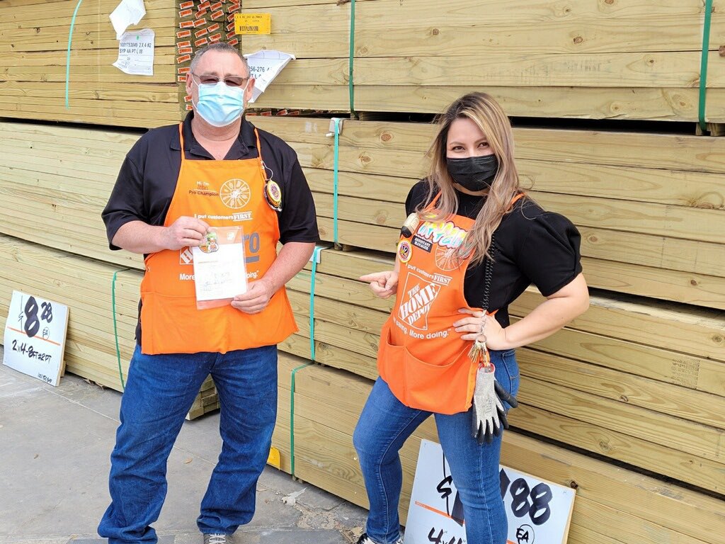 Congratulations to John for being a Pro MVP!  John has grown his accounts by double digits over the last 6 months and continues to build strong lasting relationships with his Pros!  #GulfProMVP