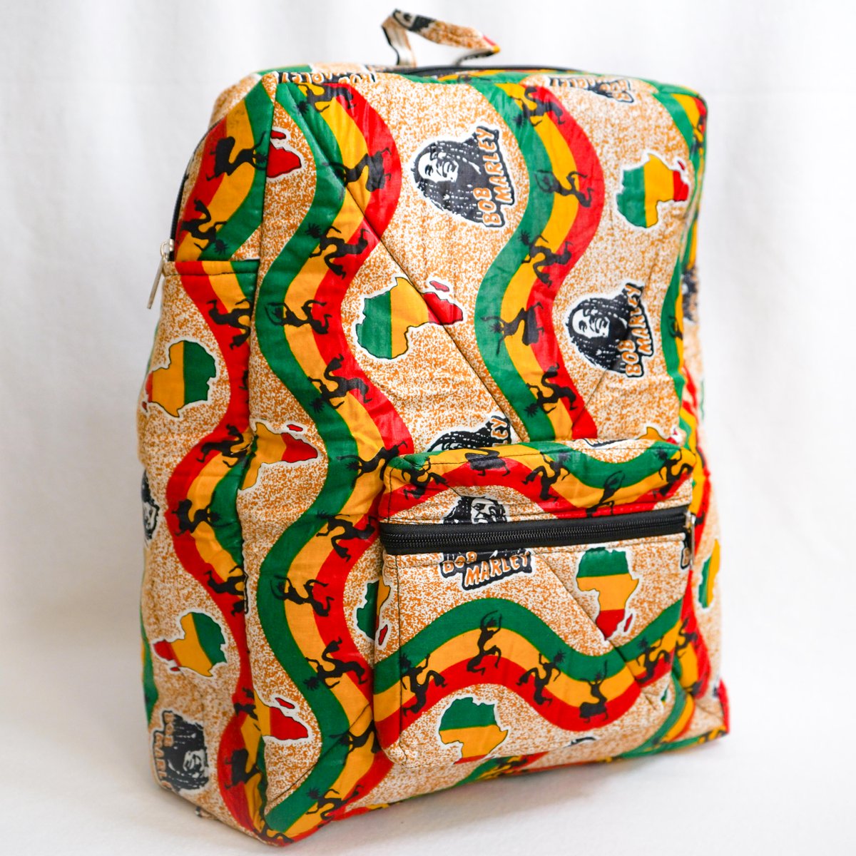 Here is the Perfect idea for a gift today, our originals Beautiful African Print Backpacks. 😍

Get one at village54.com

Ps : Tagg someone who need this backpack for his birthday and stay around
#Backpack #african #africanart #africanprint #Ankara #ankarabag