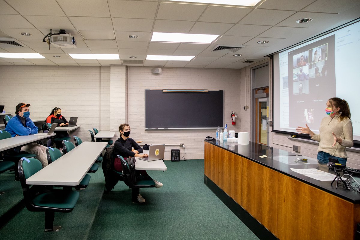 randolphcollege's tweet photo. The semester is off to a great start! Environmental studies professor Karin Warren is among the faculty members teaching in a hybrid format, with in-person and virtual students in the same class. It's been a team effort!
#WildCatsCare #RandolphTogether https://t.co/hJhry4QwUN