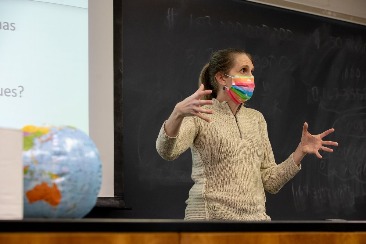 randolphcollege's tweet photo. The semester is off to a great start! Environmental studies professor Karin Warren is among the faculty members teaching in a hybrid format, with in-person and virtual students in the same class. It's been a team effort!
#WildCatsCare #RandolphTogether https://t.co/hJhry4QwUN