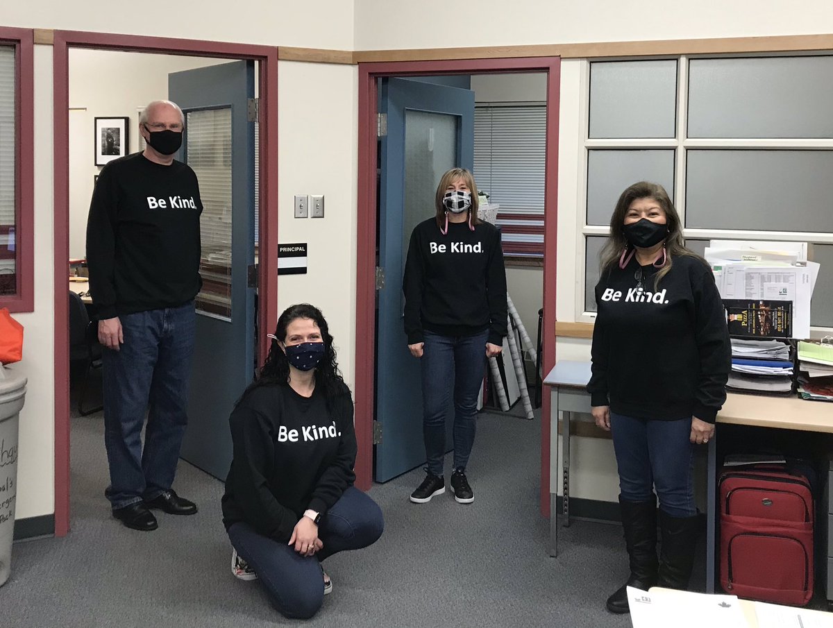 It’s twin day at Walton!