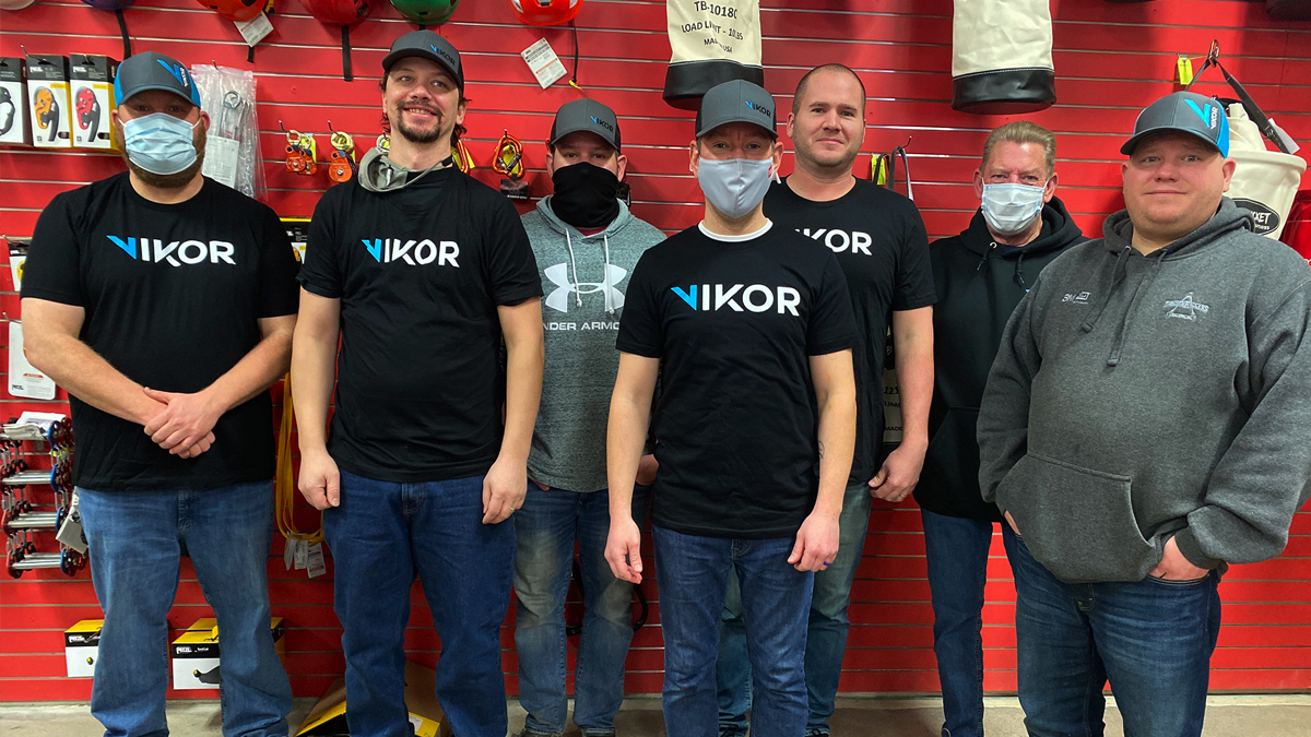 Shoutout to our friends @DakotaRiggers for always making sure the guys have the right gear! Looking sharp in that VIKOR swag guys! #DedicationToElevation #BeVIKOR #ElevateWireless