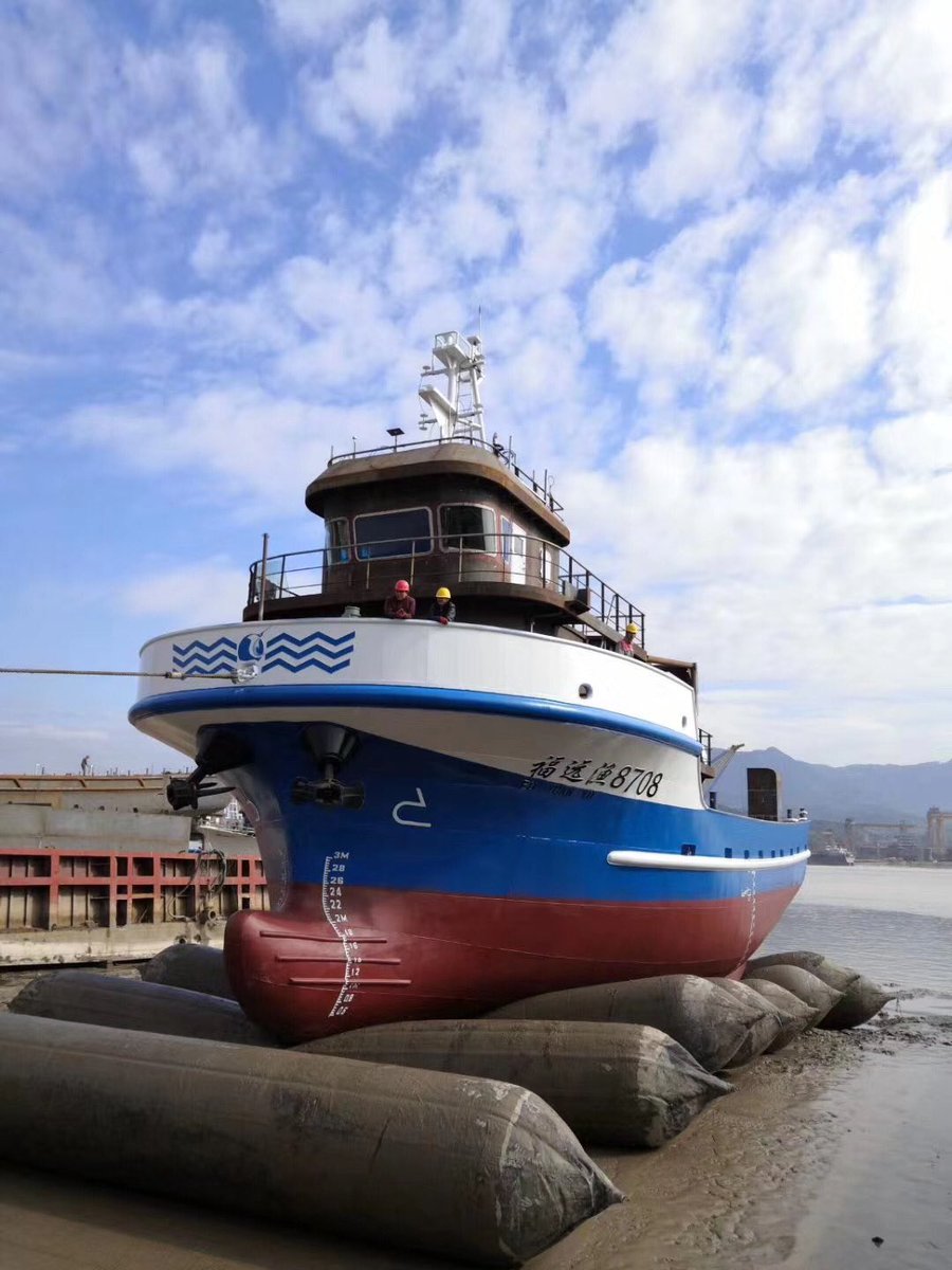 Ship or boat for launching with rubber airbags, please contact sales@marinelifesaving.com