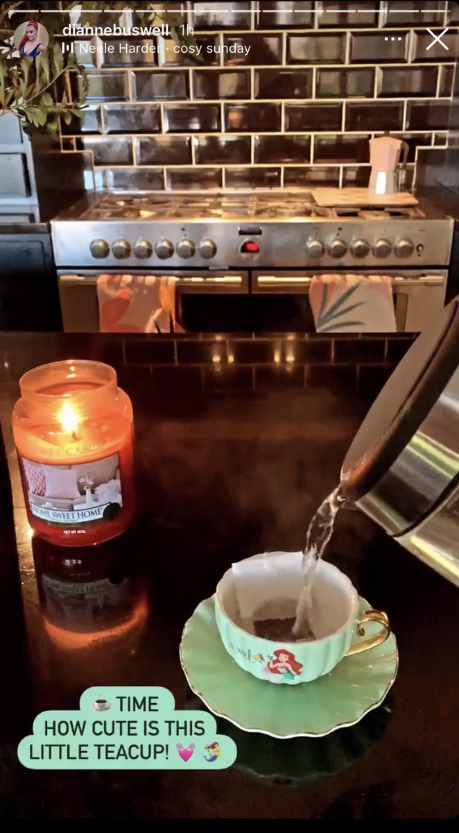 Don’t think it’s going to feel real that this is their actual house now until the vlogs and probably still won’t 🥺💕