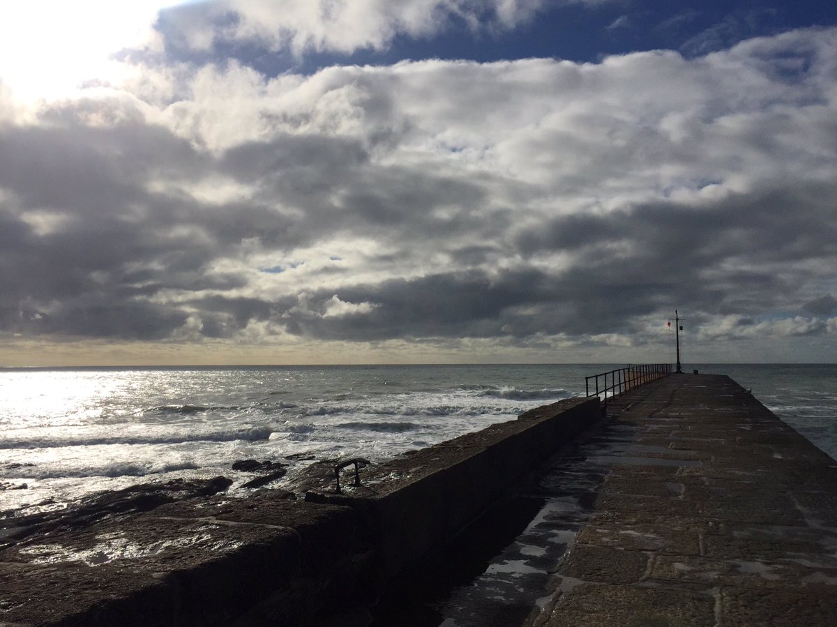 Signsofgoodtast's tweet photo. Site visits around The Lizard and Porthleven today, I timed it well to get in a walk between meetings and showers! 😁 #signwriter #porthleven #lizardcornwall #cornwall #cornish #signpainter #kernow https://t.co/oDB91sXWa0