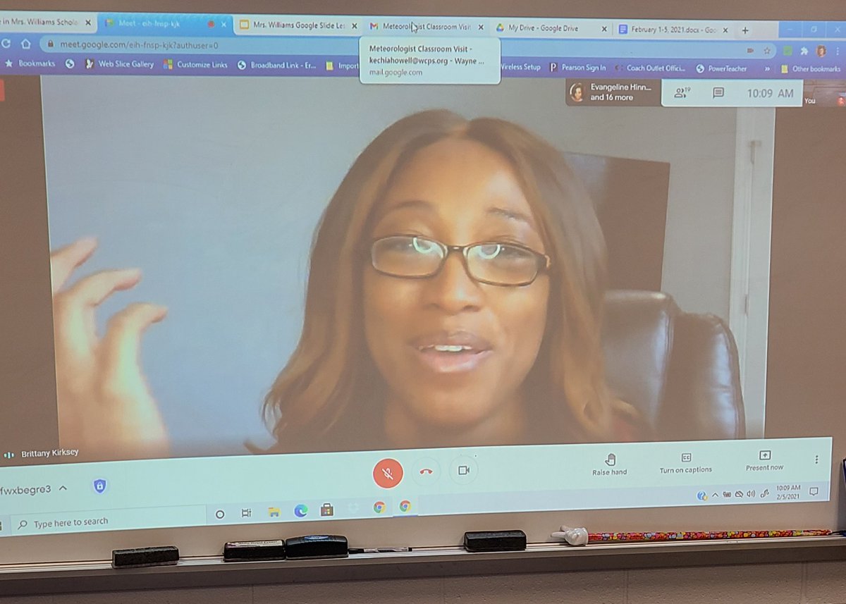 NorthDriveES's tweet image. This week, we have been discussing a literacy unit on Weather.  Today Mr. Ford, Mrs. Hinnant, and I had the pleasure of having Mrs. Brittany Bell WTVD join our classes virtually to discuss her career as a Meteorologist. The students really enjoyed her visit! (KWilliams)