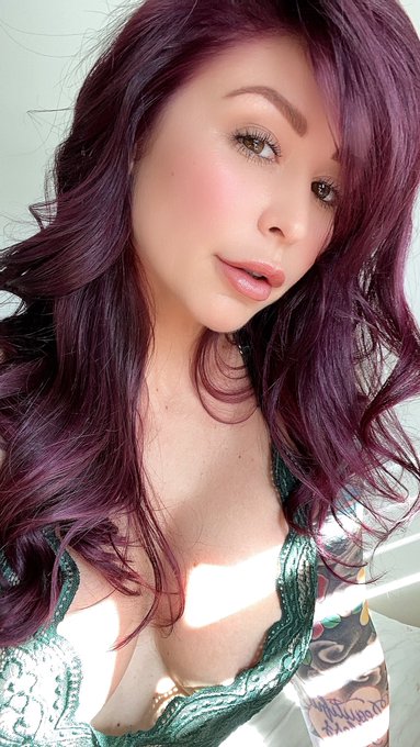 🚨NEW SOLO OUT NOW🚨 If you&rsquo;re a subscriber to https://t.co/tO6LSYRPCa there&rsquo;s a naughty school girl solo<a href="/tag/onlyfans"class="tags"><span>#onlyfans</span></a>