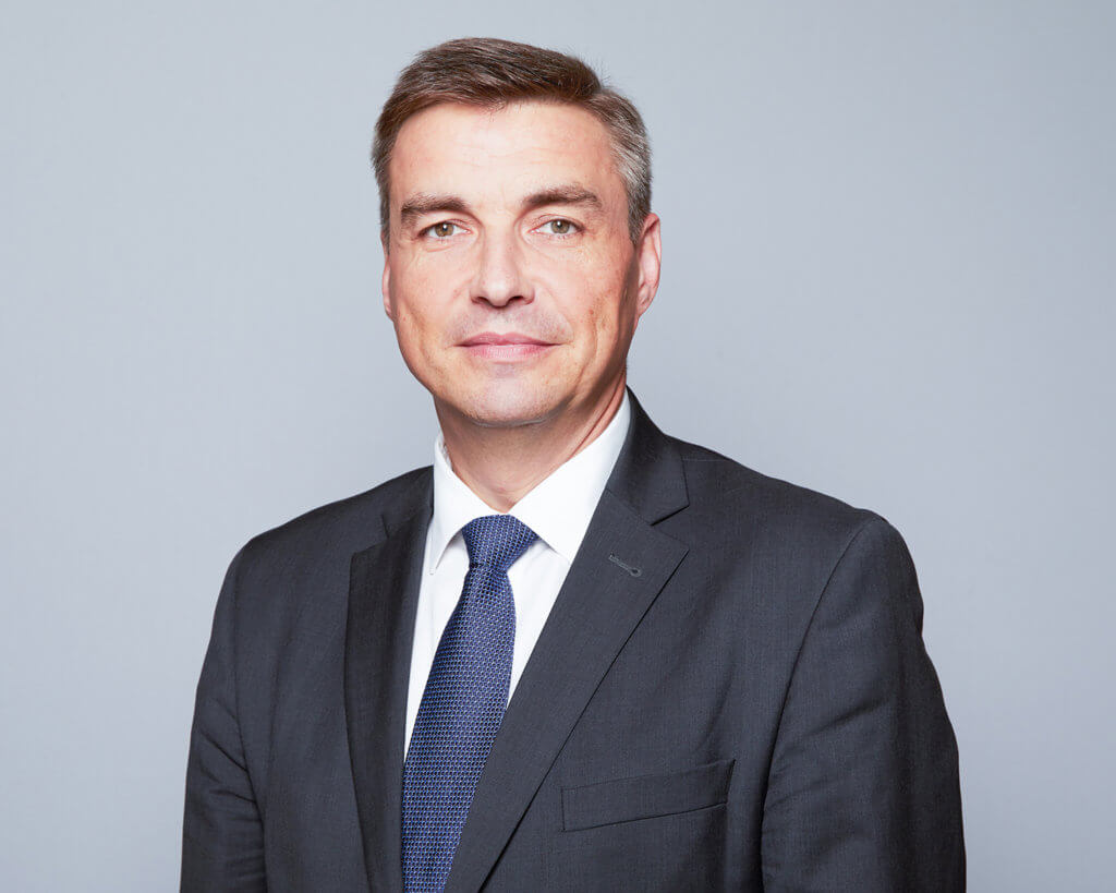 immoweek's tweet photo. Edouard Vitry rejoint @AGinsight à Paris <<< https://t.co/xr85PKqjqL https://t.co/TwAwmYxXrS