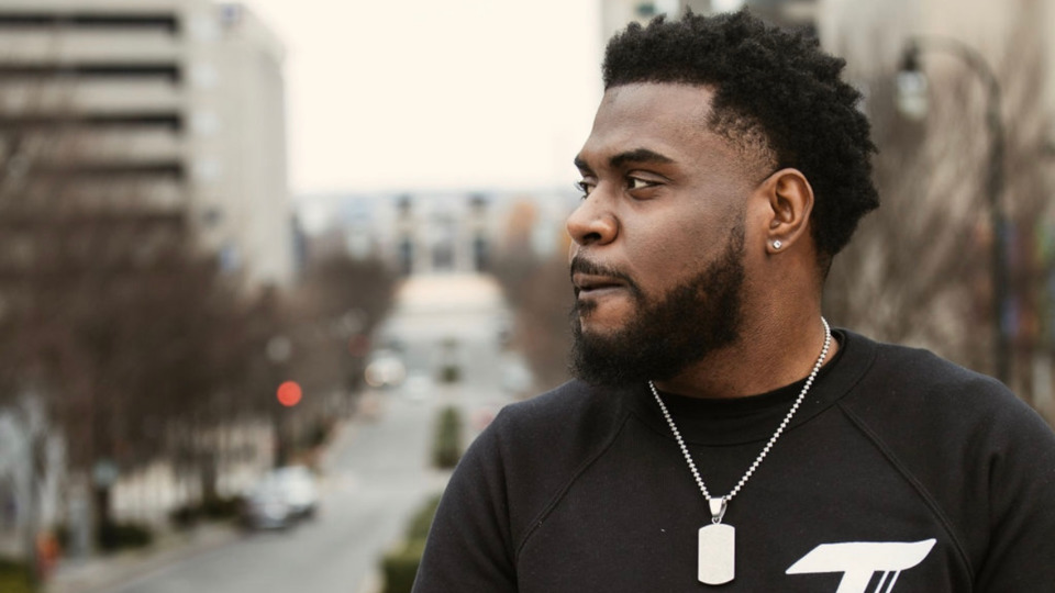 ICYMI, @MOE_tivatedQuez &amp; Co. show some love for a heap of Nashville hip-hop talent in "Flowers."
nashvillescene.com/music/nashvill…