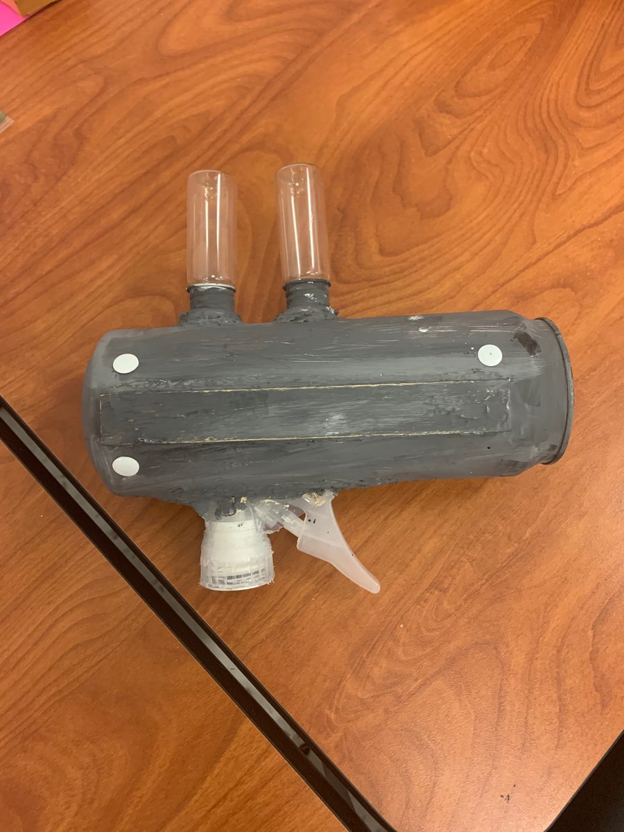 Sci-fi ray guns made from found objects in Tech 2! Making props with what’s on hand. 👏