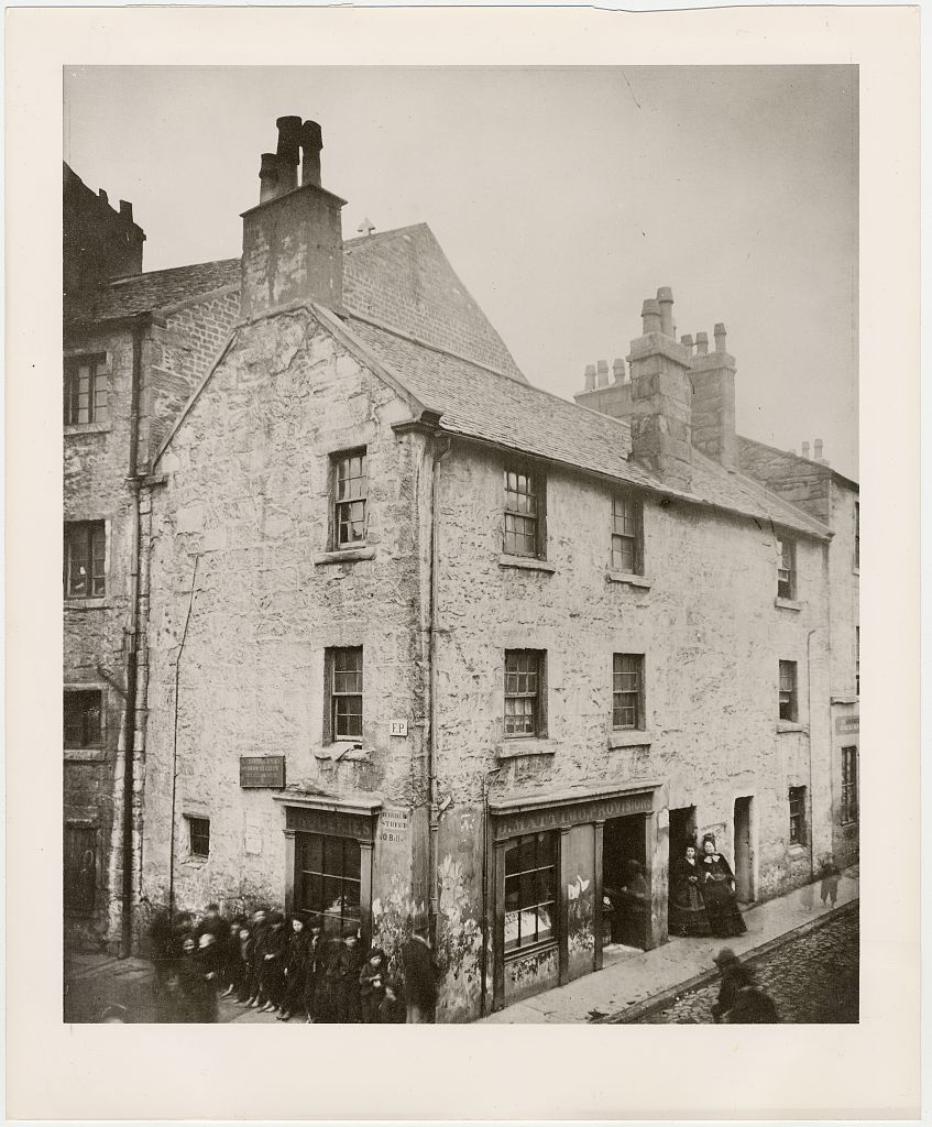 Allan Pinkerton was born in 1819 in Glasgow, Scotland. Pictured is his birthplace. 

Check out the latest episode for more on Pinkerton &amp; the legendary--and controversial--detective agency he created. buff.ly/2F2DxR9