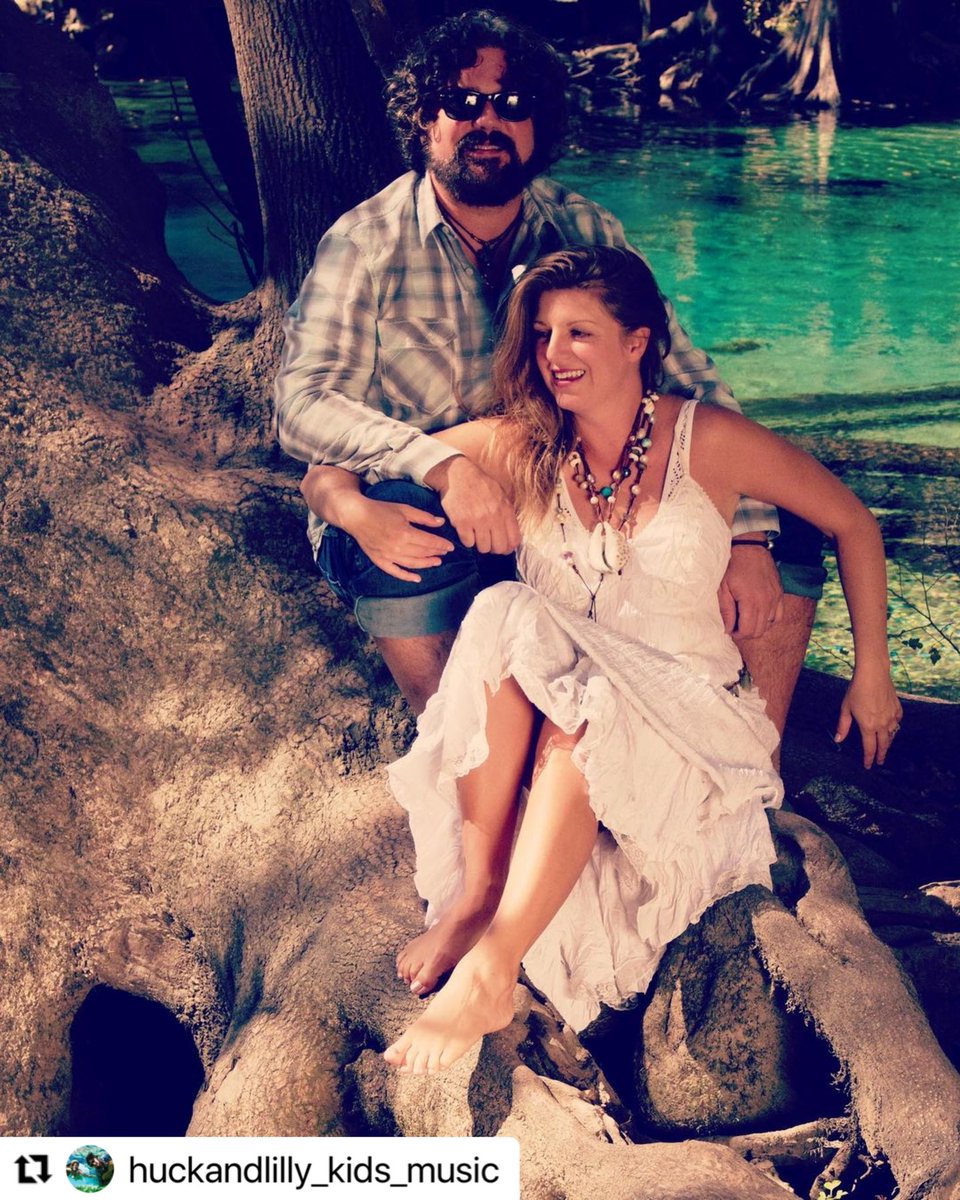 HuckAndLilly's tweet photo. Happy Friday everyone! Time to take a load off and relax on a giant tree trunk by a blue lagoon💙
#MusicForKids #Children #ChildrensMusic #Kids #KidsMusic #Music #Spotify #Toddlers #BlueLagoon #Friday #Tree #TreeTrunk #Magical #Weekend #BlueWater #Aquamarine #Aqua #H2O #TGIF https://t.co/c1tRAxxRQz