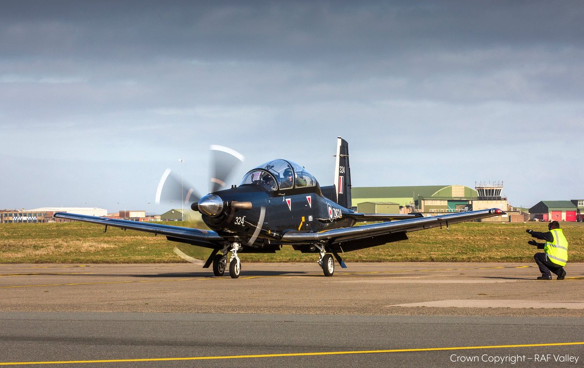 KBRincorporated's tweet photo. Join us in celebrating @AffinityFts's fifth anniversary of taking to the skies! π π
#AffinityFTS is a joint venture between #KBR and @ElbitSystemsLtd UK supporting the UK Military Flight Training Systems program by providing modern aircrafts used for pilot training. https://t.co/7JX5jYyw5P