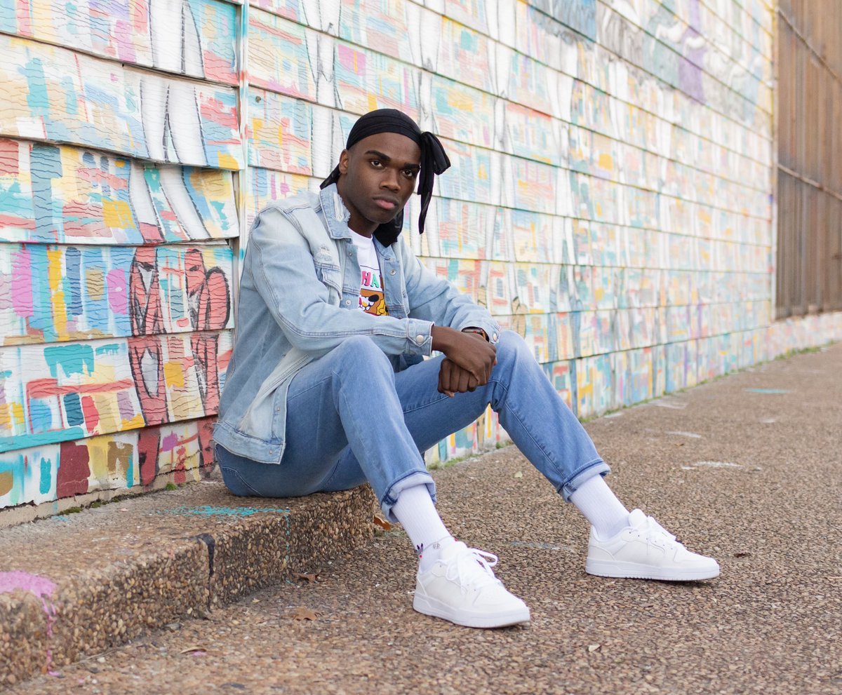 JavonRougely's tweet photo. 20✨ https://t.co/qXBZ0rflAf