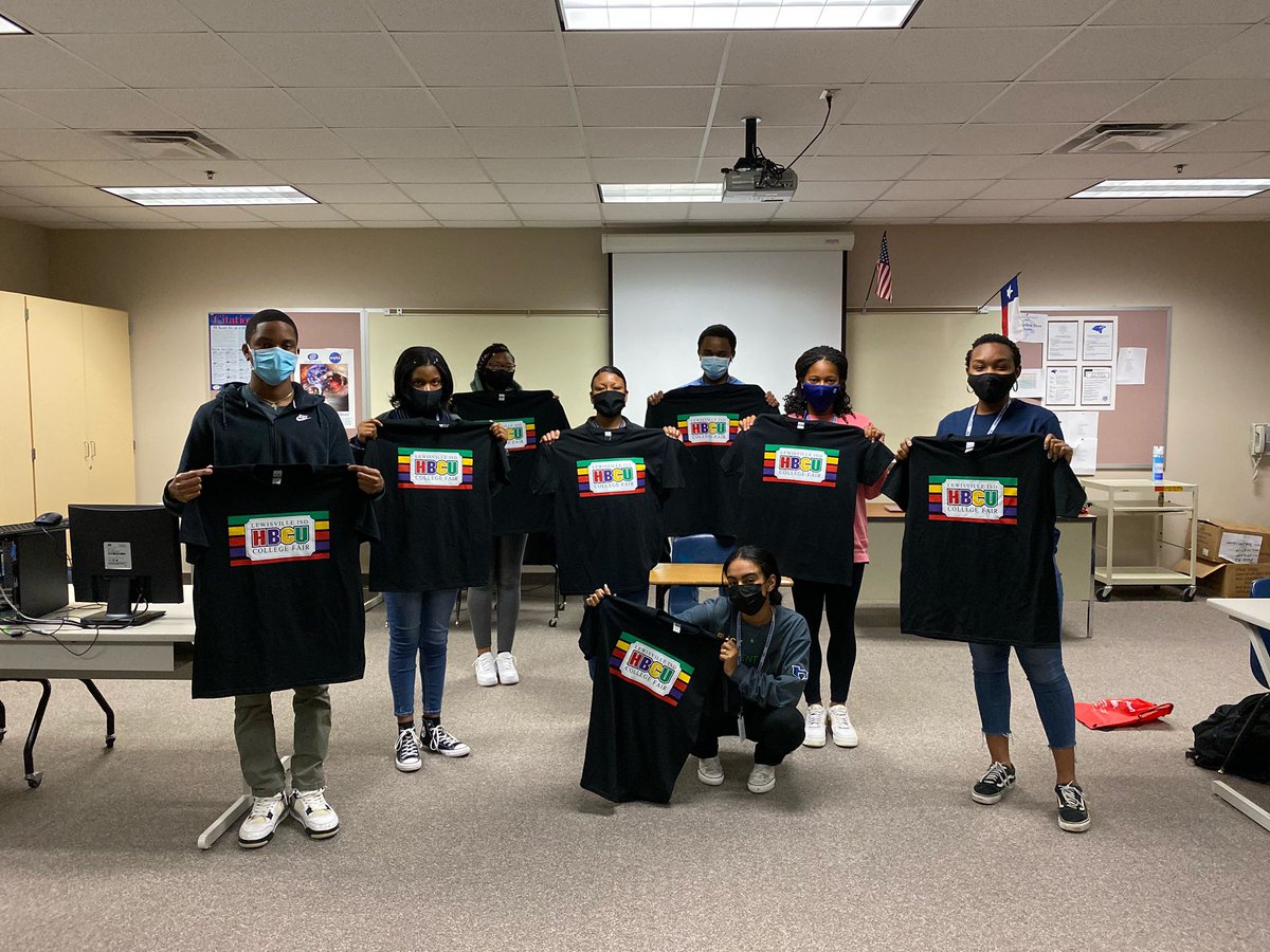HawksCounselor's tweet image. Thank you to all who helped to coordinate and plan the #LISDHBCU College Fair today. Students from @Hebron_HS had a valuable experience.
@LISDcounselors1 @hebron_bsu @MrzAHensley