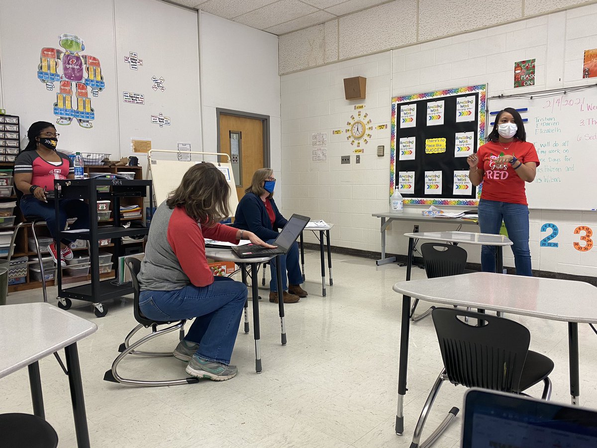 EaglesSouthwest's tweet image. 🗣PLCs for 2-5 grade Teachers 👩‍🏫 on this Sunny ☀️ Friday morning. We want SWES to shine🦅 Data talks, Mind meetings, and collaboration are Key‼️ #PreparingForPerfect #Planning @Supt_Hamlett @FCPSchoolsTN