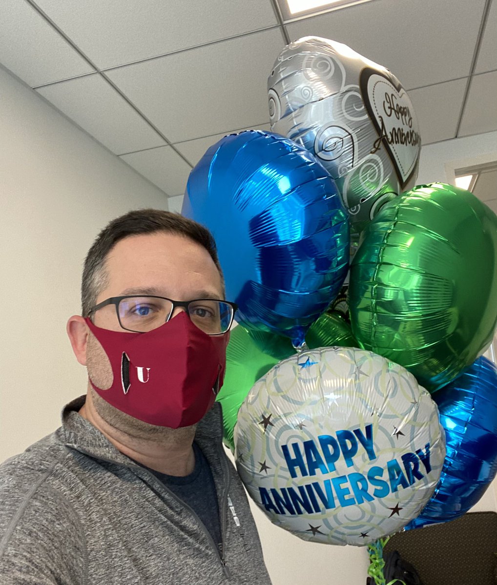 RyanFlemingAFM's tweet photo. @ChrisRiversAFM @AFMDC Thanks. Weird way to celebrate indeed! Balloons are never dull!  Thanks to my bride @BFAFM30 and @AFMDC for letting me be a part of this for 3 decades. My 19-year old self actually imagined this future, so it really is a dream come true. https://t.co/vgq64Ktkc5