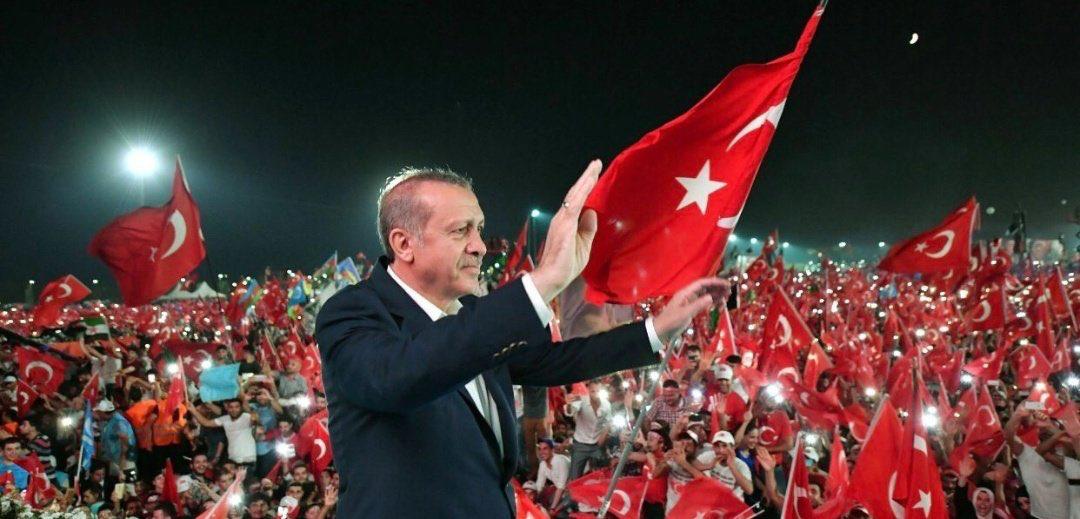 BaybaturMurat's tweet photo. Büyük ve Güçlü Türkiye için #ErdoğanınYanındayız https://t.co/vuJWc0XcfK