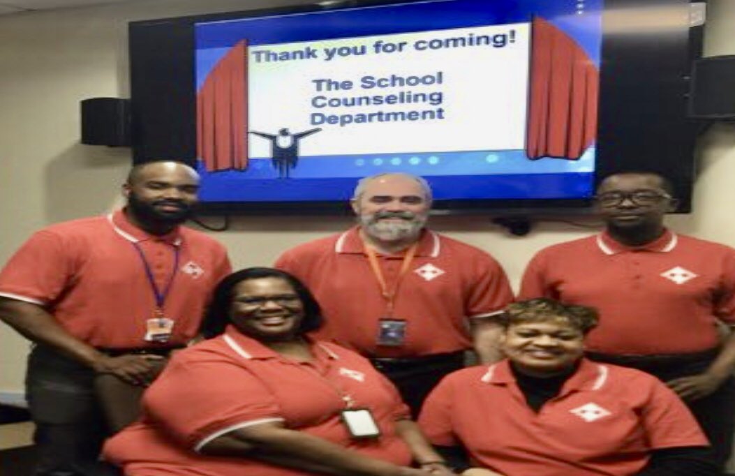 RNE_Counseling's tweet image. Started the week w/ breakfast, ending the week w/ lunch provided by @mark1_sims and the admin. team!😊Thanks to everyone for the love shown throughout this week! There’s no question that @RichlandTwo School Counselors are #AllInForAllStudents #365 @RNECavaliers @SmithCharlestin
