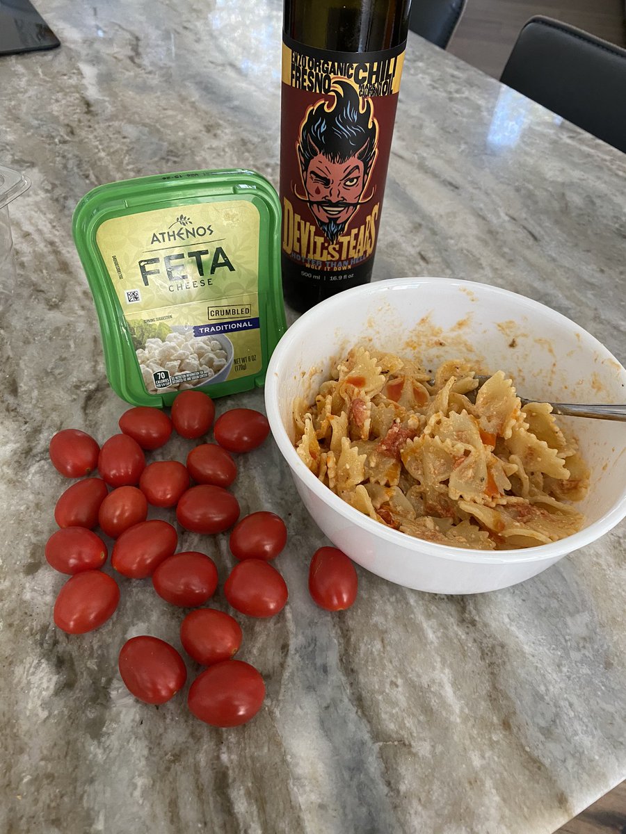 _____TeReSa___'s tweet photo. Even the viral Tomato 🍅 Feta 🧀 TikTok Pasta 🍝 is better with #DevilsTears 🌶😈🌶😈🌶😈
@TylerFlorence
@ENZOOrganic https://t.co/tL2Dvxp9kT