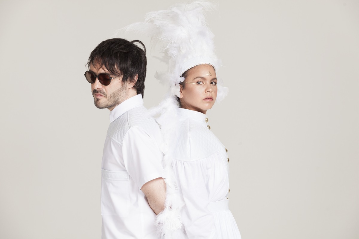 indierocks's tweet photo. Desde @bombaestereo hasta @matsoR. Aquí nuestro resumen de la semana en tan solo cinco tracks: https://t.co/NtRv9D4TCr 👌🎶 https://t.co/vzIPfjMOav