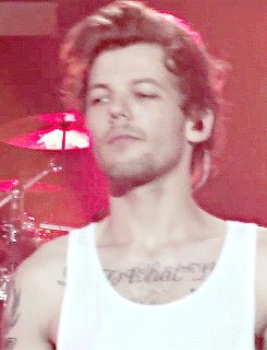 no thoughts just louis tomlinson in tank tops ~ a much needed thread ~