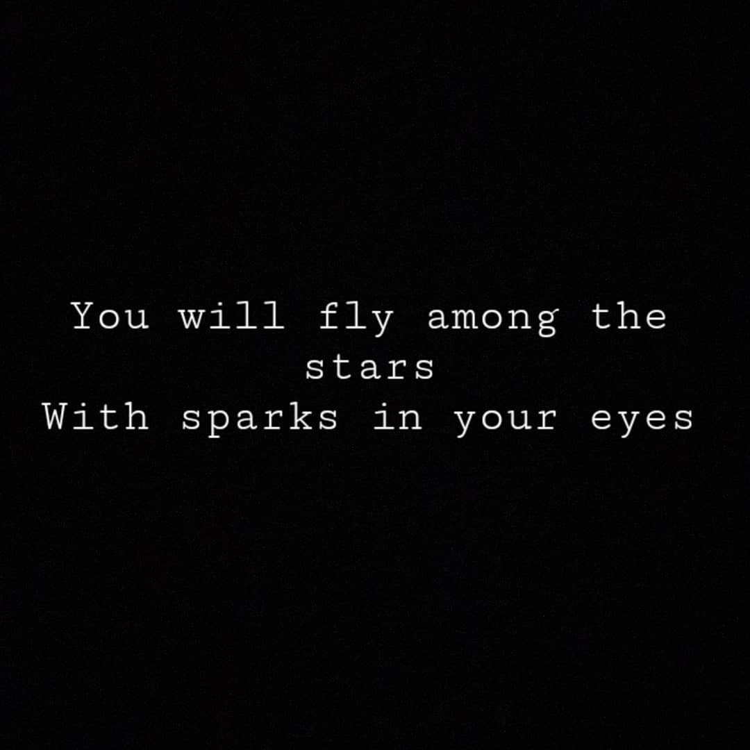 Nos_Realites's tweet photo. POEM // POÈME 
There is always strenght within you, no matter what,even in those troubled times.

Il y a toujours de la force en toi, peu importe ce qu'il se passe, même dans ces temps de troubles.

Good reading! Bonne lecture! 😋 https://t.co/iycUUOCUCN