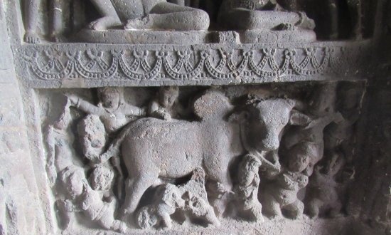 8. Dice It was found in the Ṛig Veda as well as the Atharva Veda and was popular during Harappan sites.9.JALLIKATTU(Bull Fighting)The Term means 'Silver or gold coin tied in bull's horn.This was popular game during Indus Valley Civilization