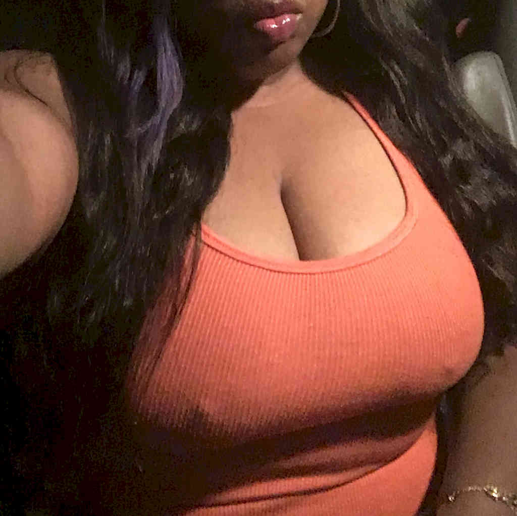 AnnaWaldron's tweet photo. Okay! 🍬 What do you think about this: ebony bbw 💕 office sex and porn videos 💖💟 #HotKiss  
I need some pleasure, who wants to have some fun>> @AnnaWaldron https://t.co/g0DADRINMK