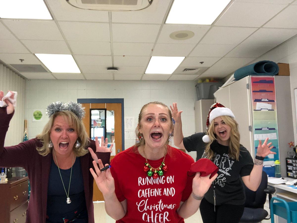 SSEStallions's tweet photo. It takes a special kind of person to be a guidance counselor.   We are blessed to have some of the best! To quote one of our first graders "We love them much in our heart."  🐴❤️#HappyNationalSchoolCounselingWeek https://t.co/1QlPYiWsYa